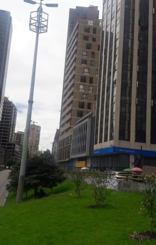 Toscano S Aparta Estudio Hospedaje Amoblado Torre 2 Equilibrium 波哥大 外观 照片
